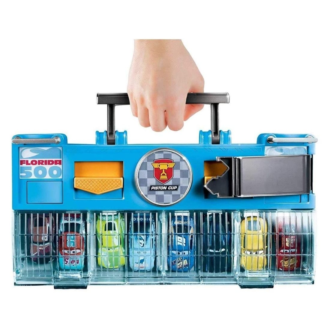 disney-cars-mega-lanciatore-multicorsa-1690456849.jpeg
