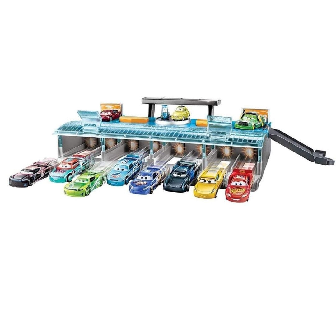 disney-cars-mega-lanciatore-multicorsa-1690456851.jpeg